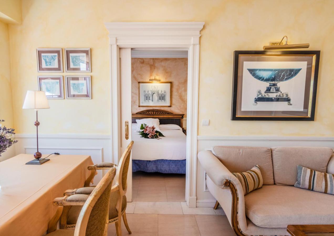 Guadalpin Suites Marbella Eksteriør billede