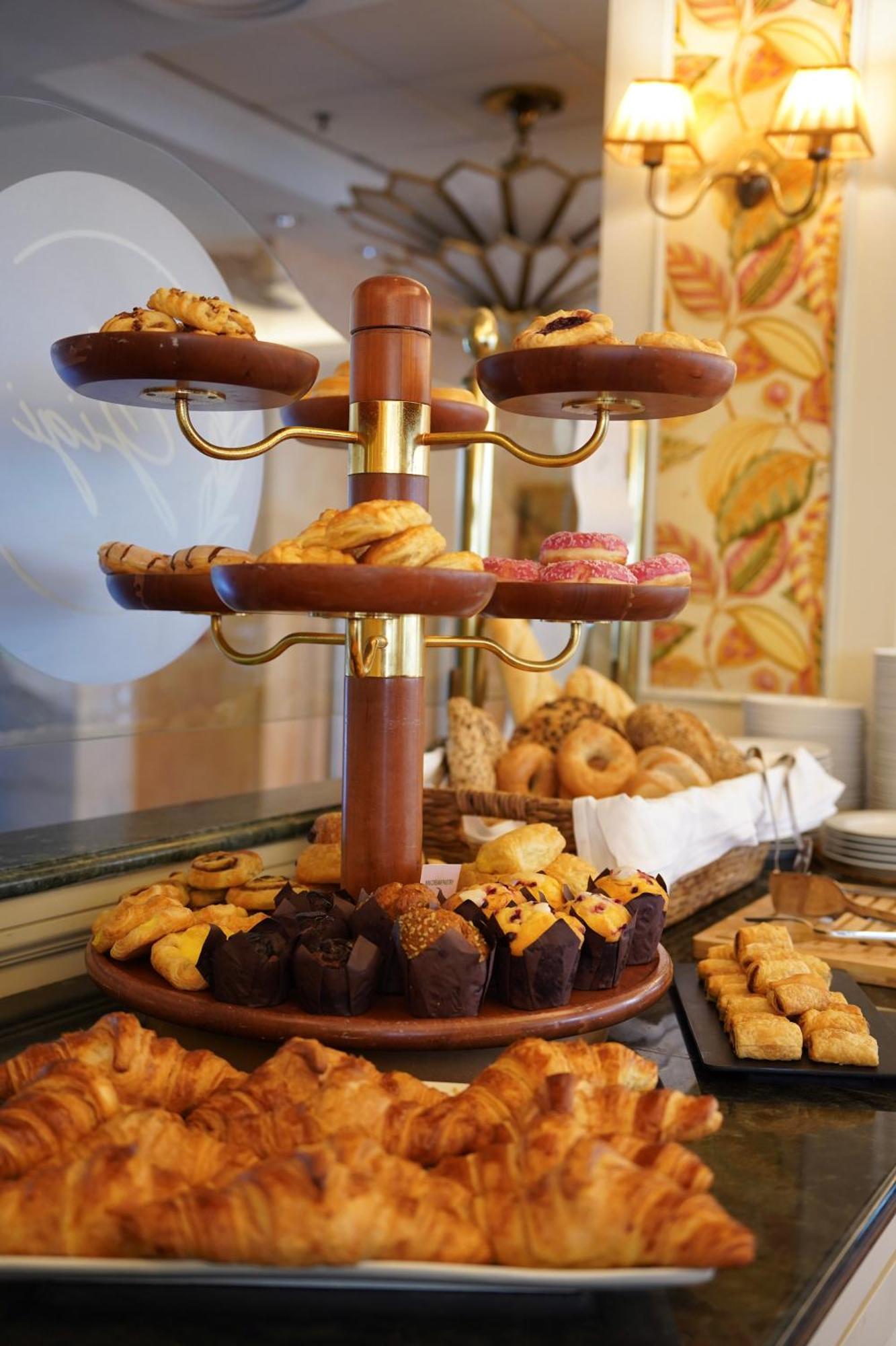 Guadalpin Suites Marbella Eksteriør billede