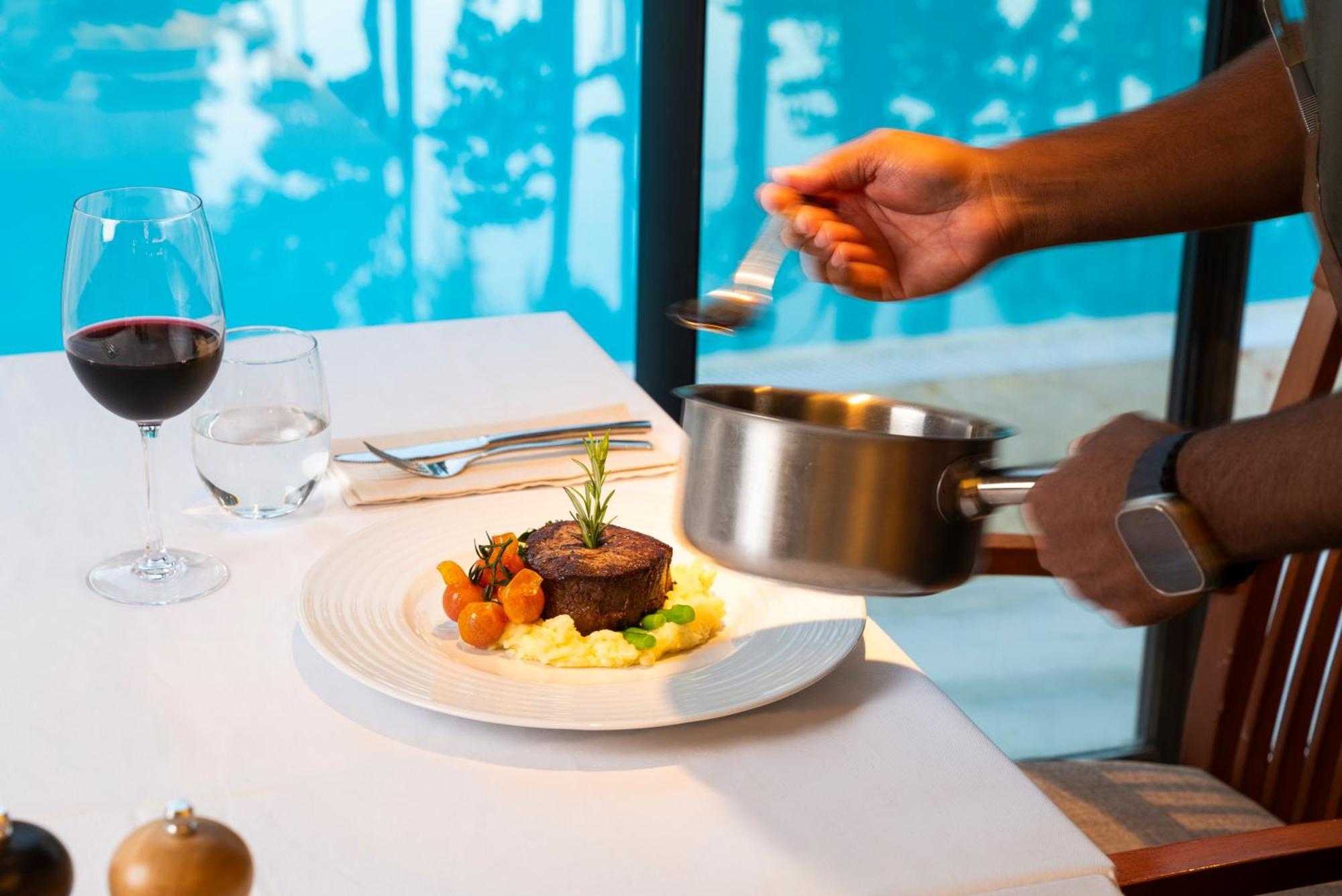 Guadalpin Suites Marbella Eksteriør billede