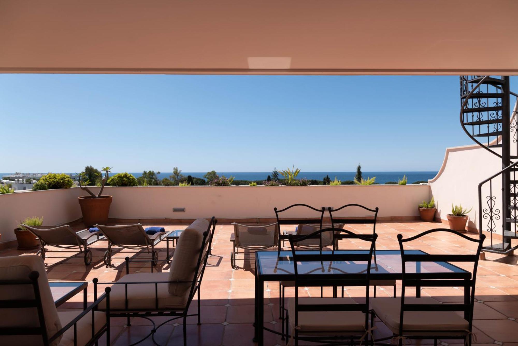 Guadalpin Suites Marbella Eksteriør billede
