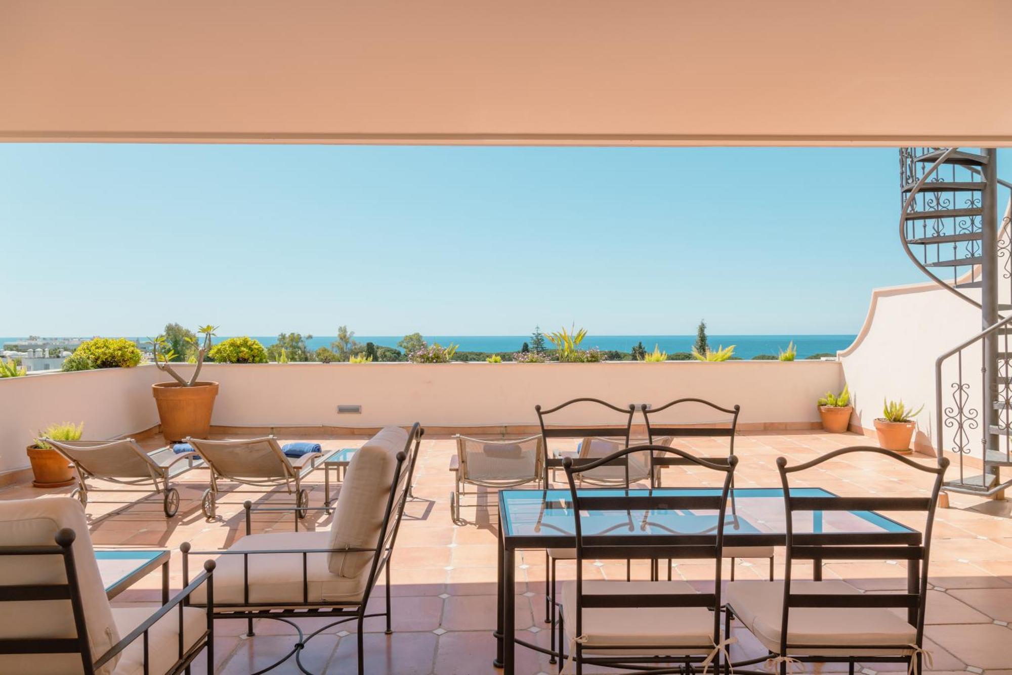 Guadalpin Suites Marbella Eksteriør billede