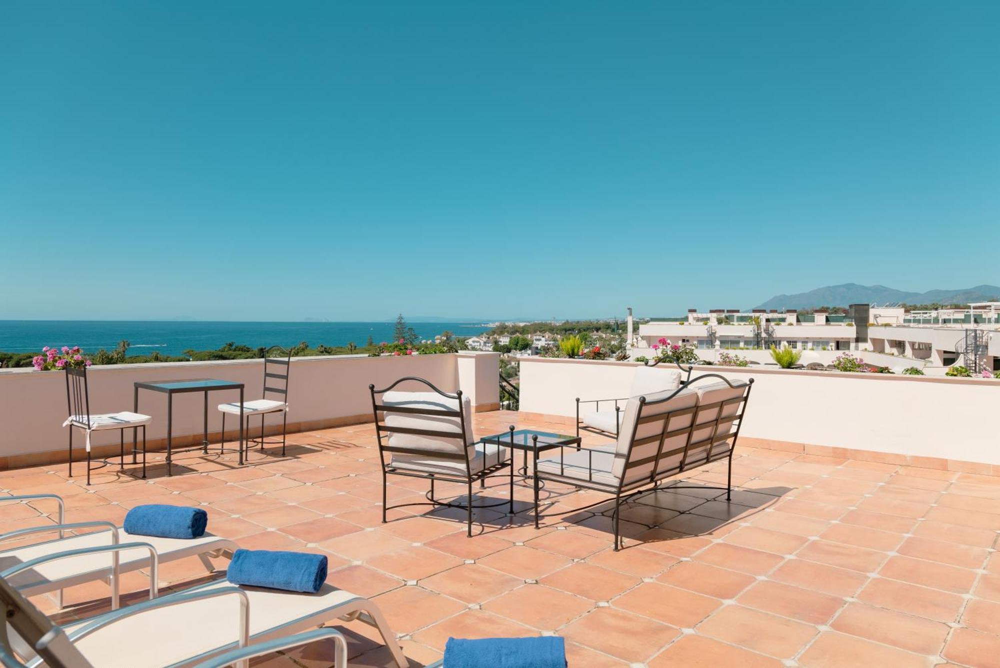 Guadalpin Suites Marbella Eksteriør billede